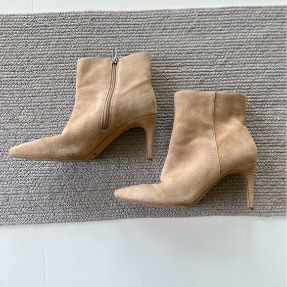 Vince Camuto Tan Suede Leather Heeled Boots Size 8.5 - Picture 1 of 13